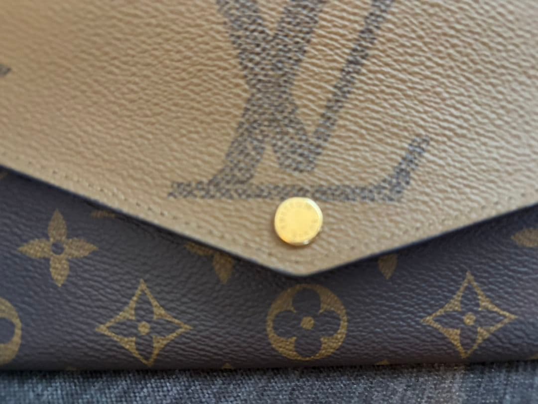 美品★正規店購入 Louis Vuitton ポルトフォイユサラ 長財布