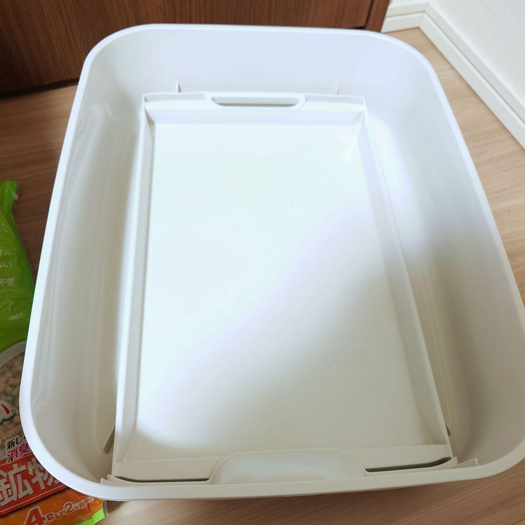 デオトイレ脱臭ファン＋本体(フィルターなし)、砂1袋