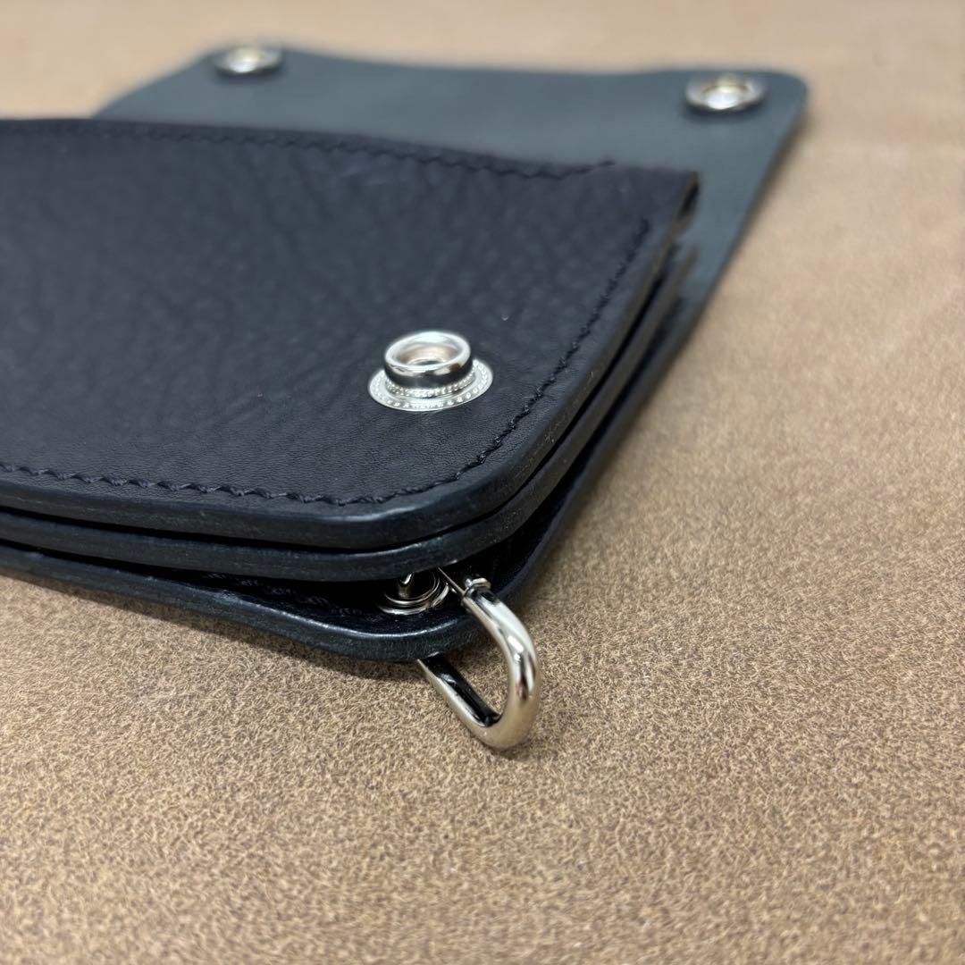 【riri 】トラッカーウォレット　ミドル　黒　3層　薄型　イタリアレザ