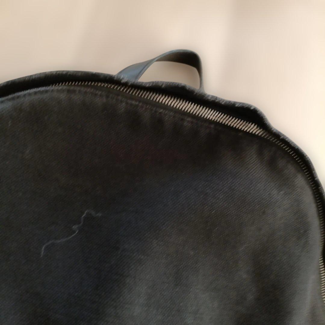 BALENCIAGA ブラックバックパックリュックサック黒色バレンシアガレザー