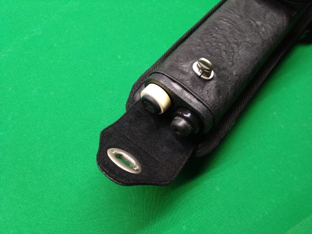 JOSSキュー 　2☓4キューケース付き　美品！