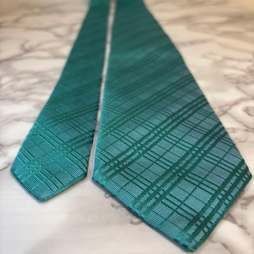 【新品&タグ付】Burberry Black label グリーン　ネクタイ