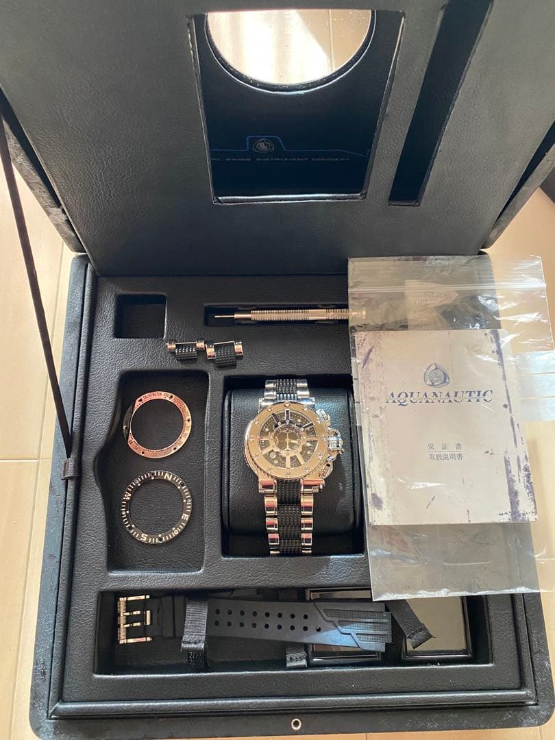 【本日限り値下げ中】【美品】アクアノウテック　キングクーダ　クロノグラフ