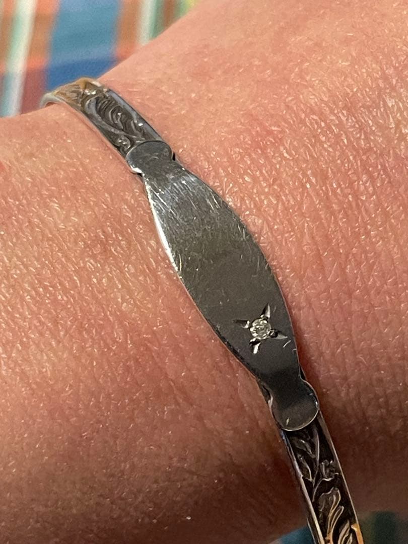 アガット⭐︎インポート品バングル⭐︎silver⭐︎ダイヤモンド⭐︎クリーニング済