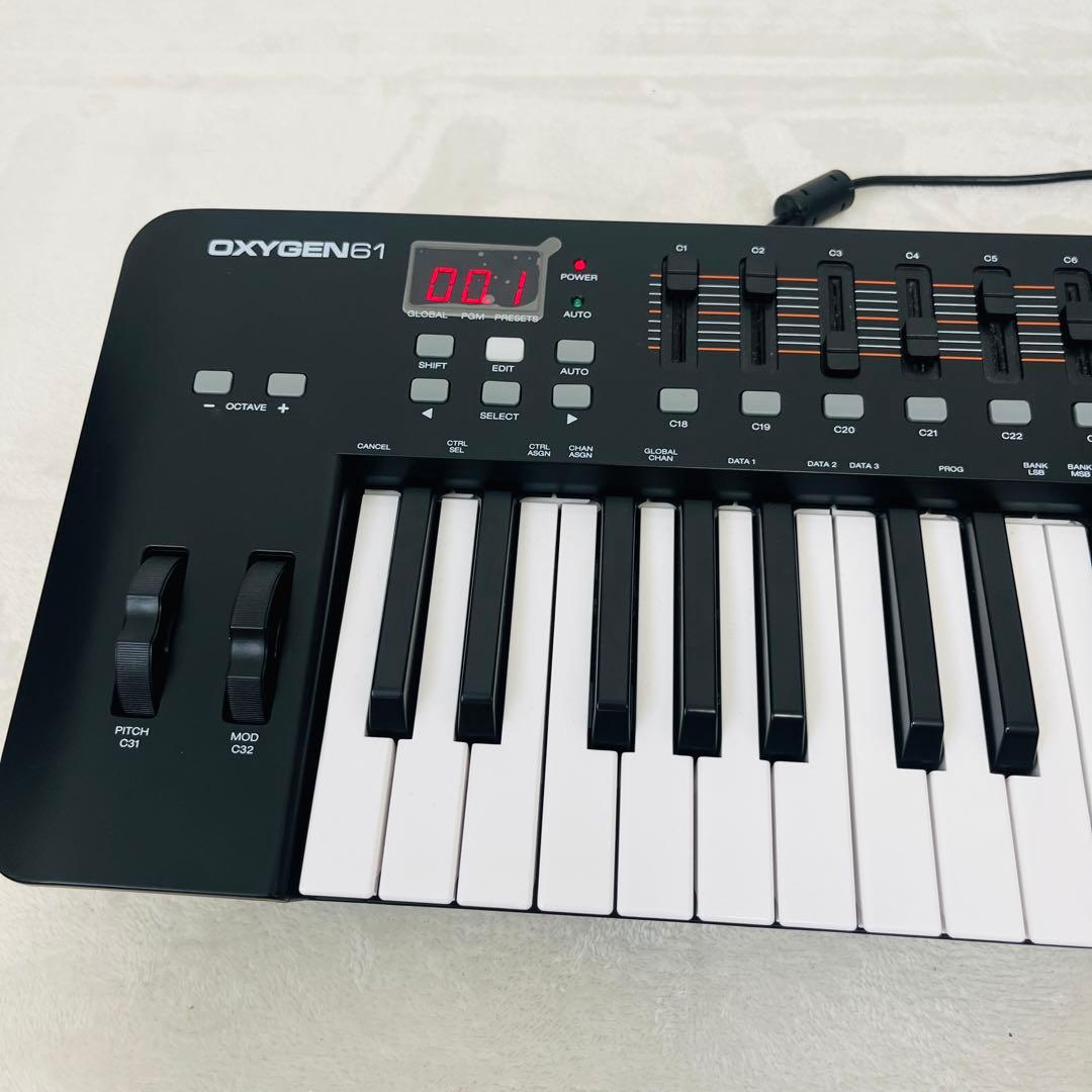 M-AUDIO OXYGEN61 MIDIキーボード　動作確認済み
