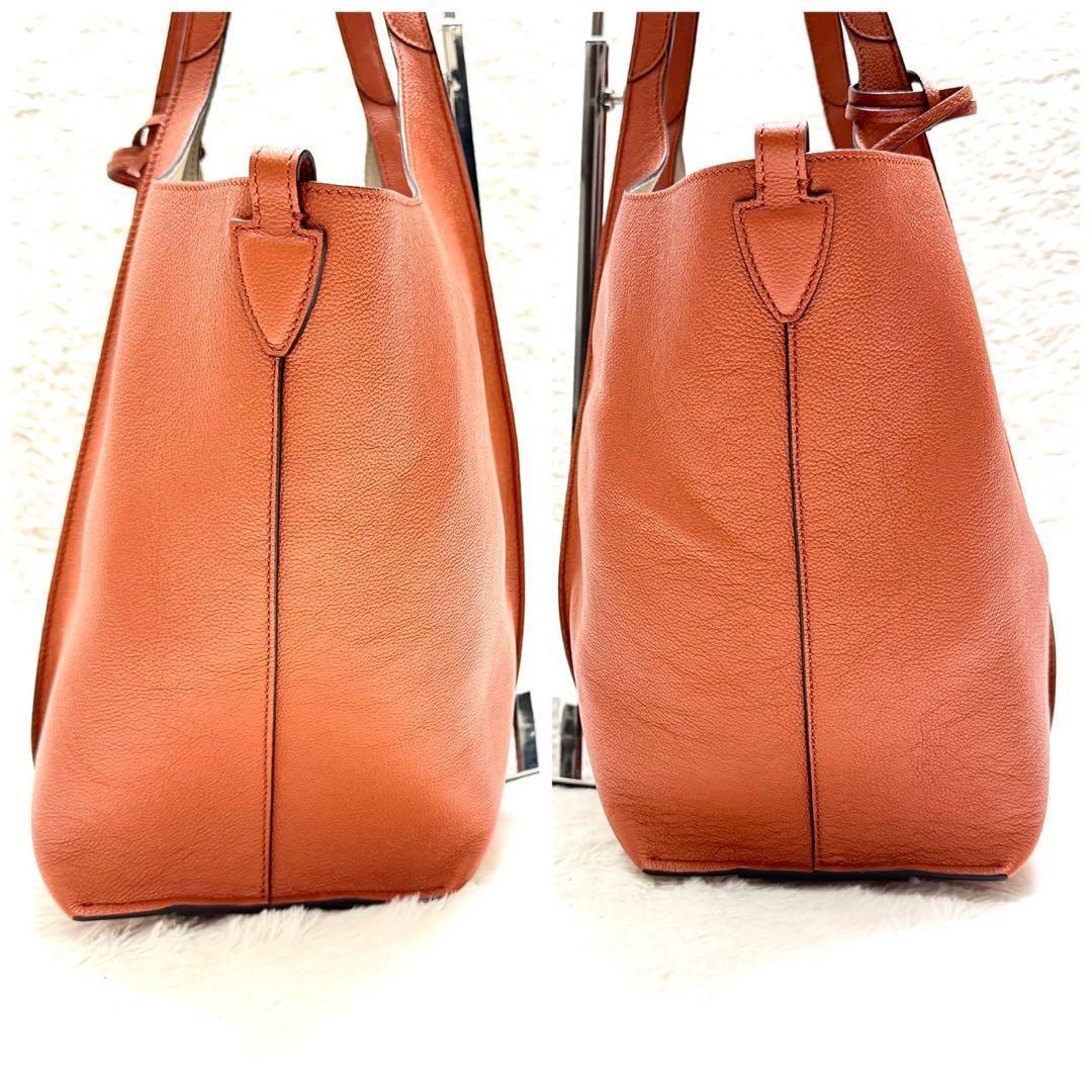 美品 ✨ TOD'S トッズ トートバッグ Tタイムレス 本革 ポーチ付