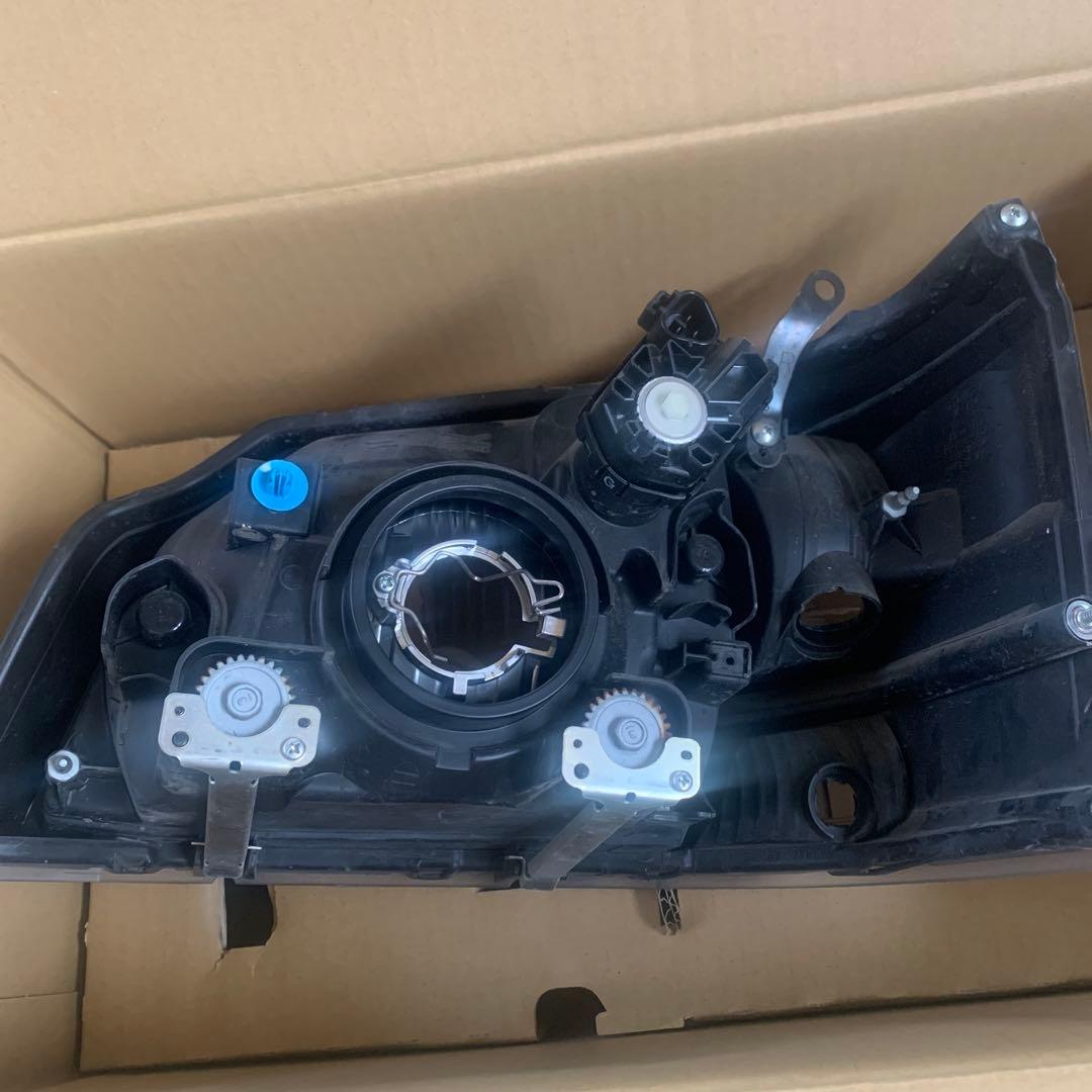 ハイゼット トラック 右ヘッドライト クリアレンズ S510P ガリ傷あり