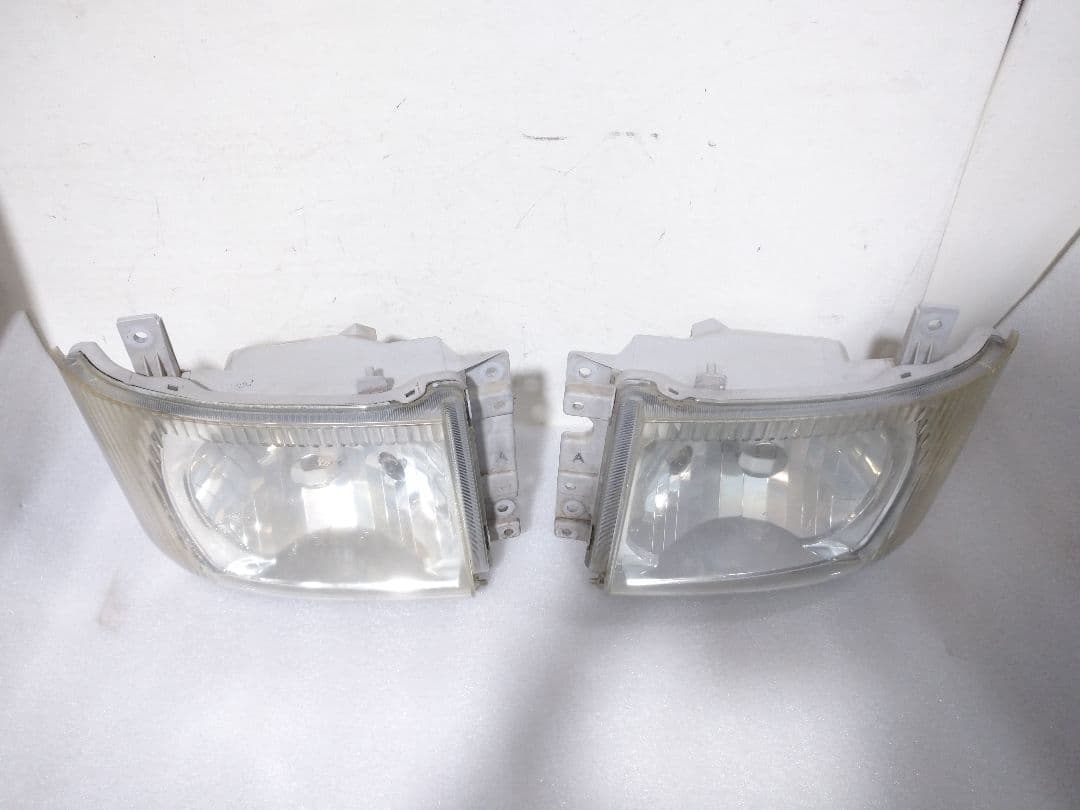 ISUZU！フォワード・エルフに！左右ヘッドライトセット！イスズ
