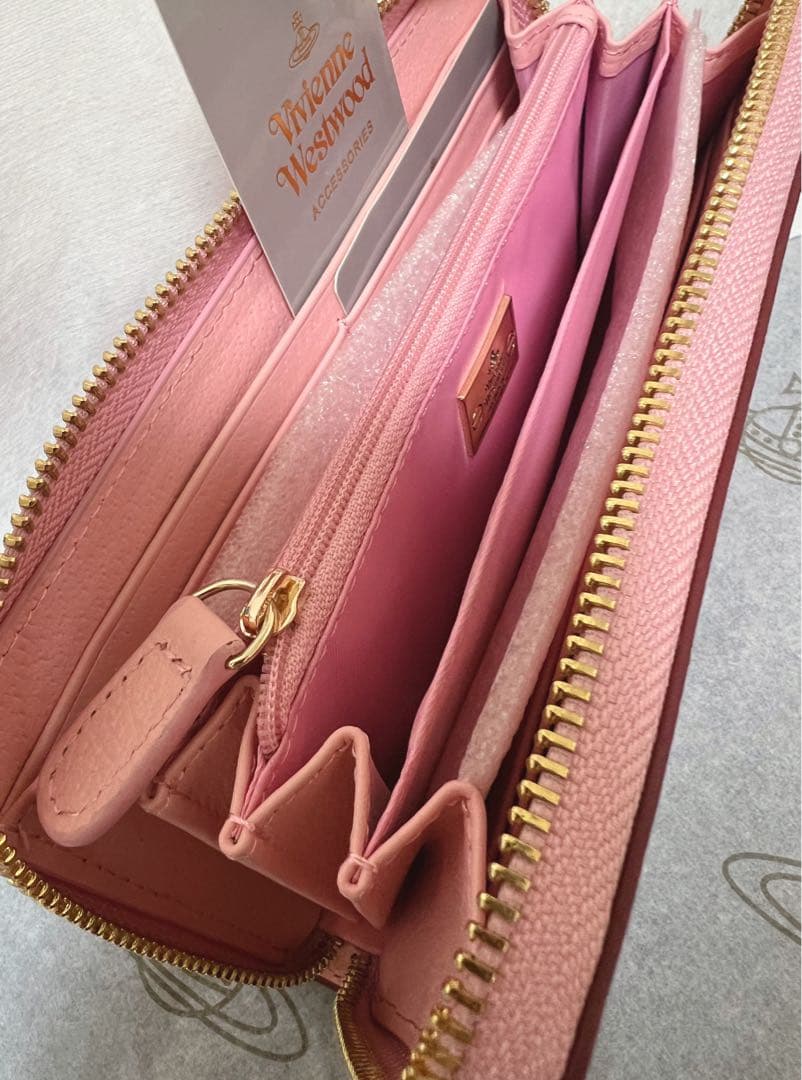 新品 Vivienne Westwood ピンク BIGオーブ 長財布