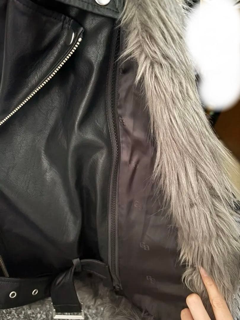 GYDA グレー レイヤードエコファーベルトライダース