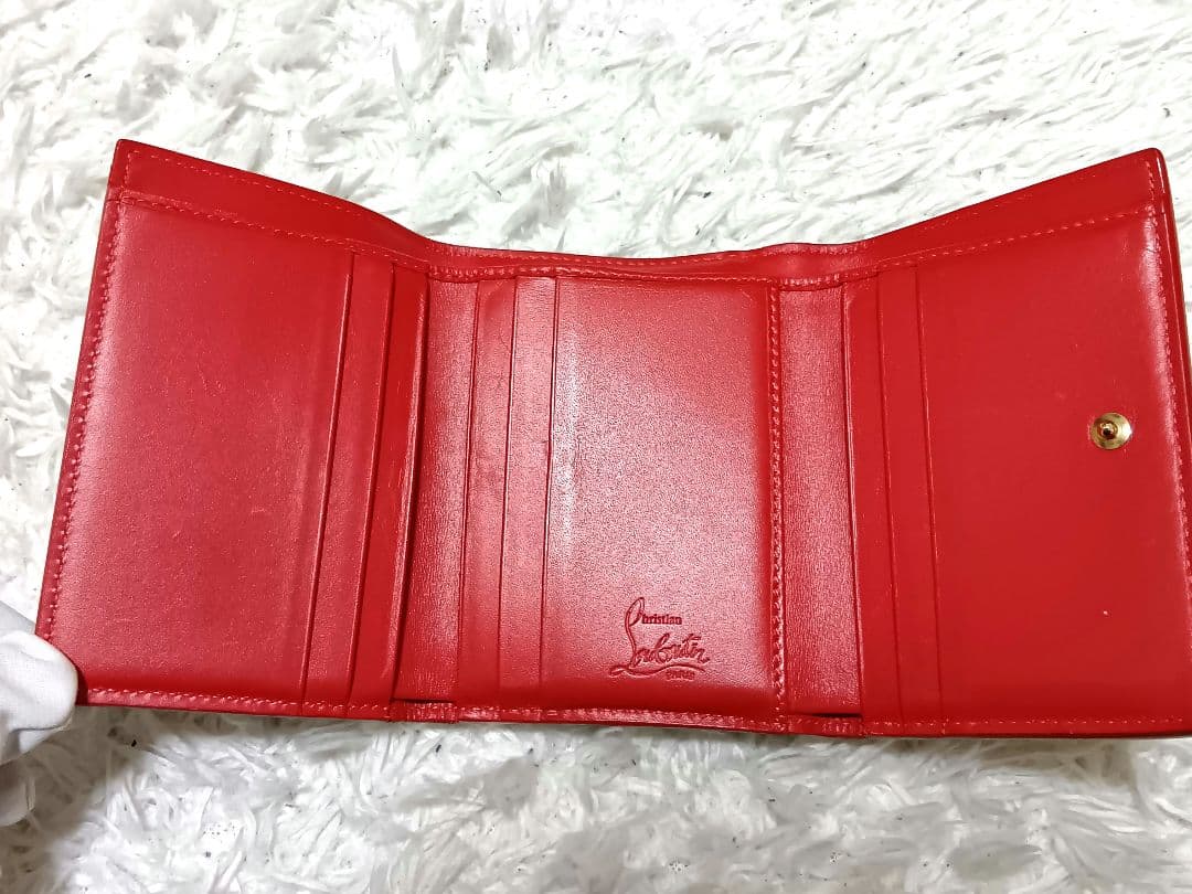 クリスチャンルブタン　三つ折り財布　ブラック　レッド　レザー　パルマ