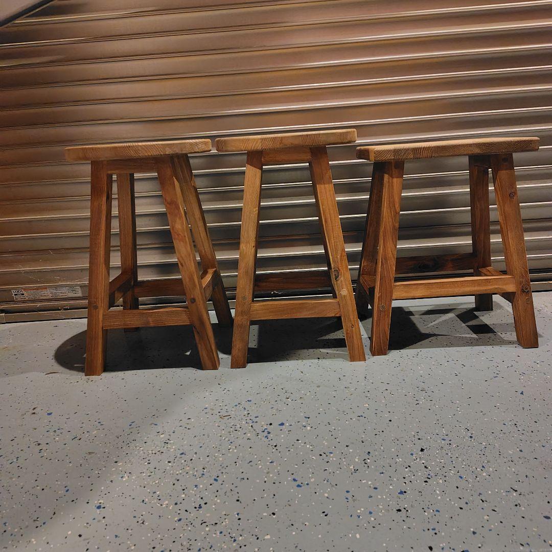 スクエア椅子座面高40cm　丸椅子座面高44cm　3脚セット