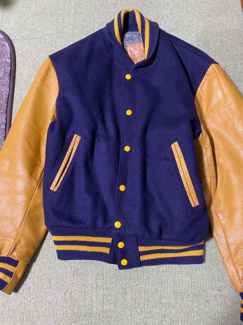 ゴールデンベア　スタジャン　80年代ビンテージ　ネイビー