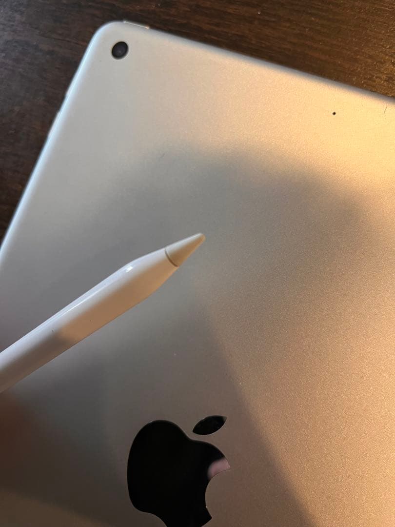 iPad第6世代32GBシルバー＋Apple Pencilセット