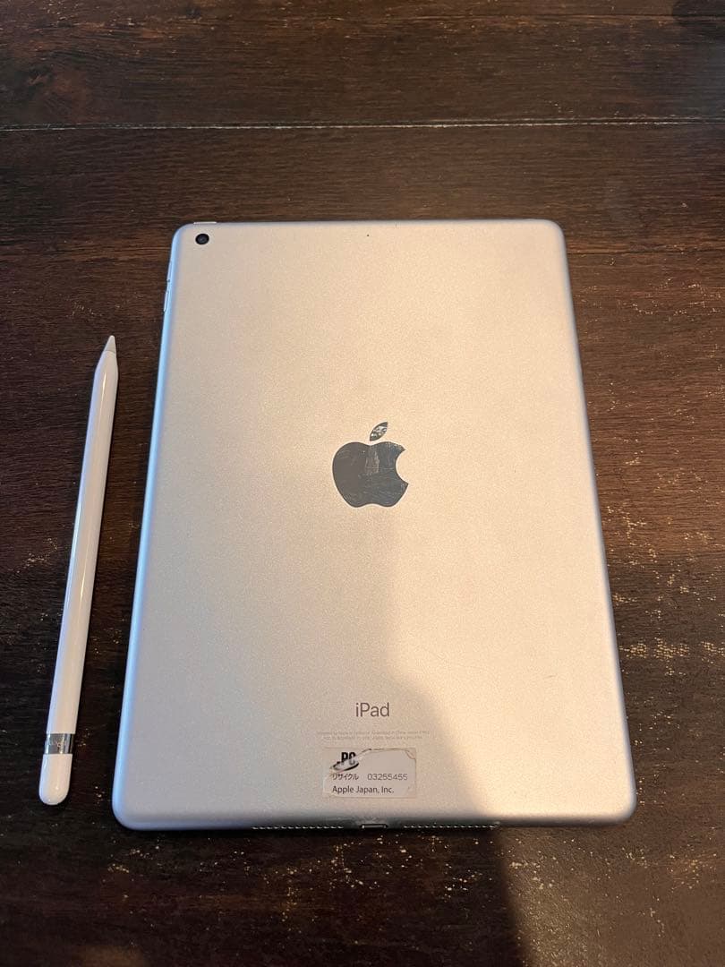 iPad第6世代32GBシルバー＋Apple Pencilセット