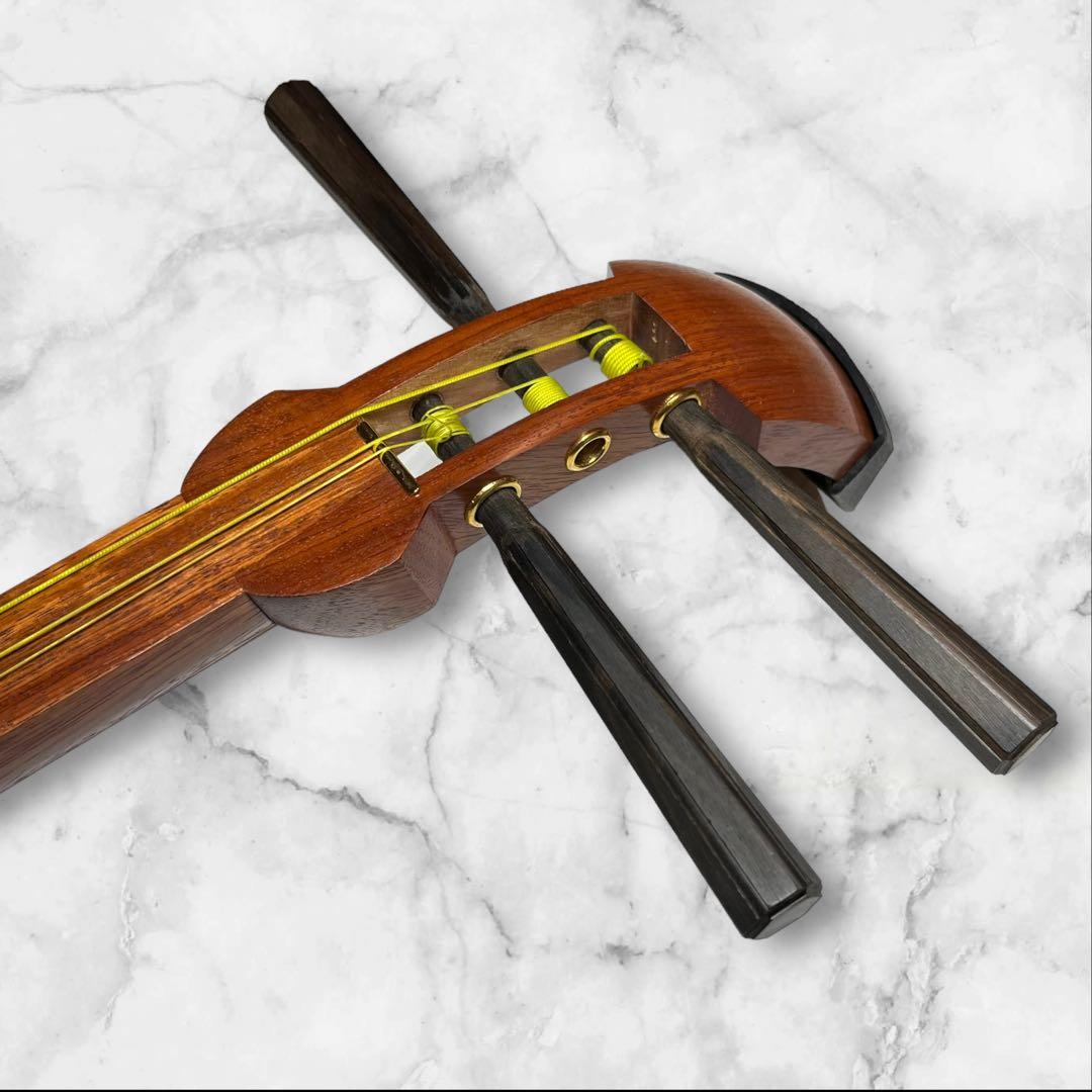 三味線　伝統楽器　撥　ハードケース付き