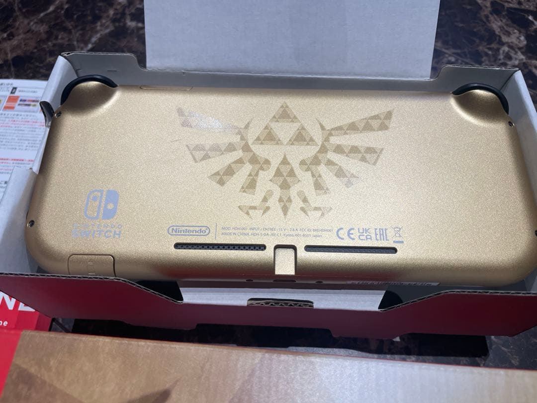 今だけお買い得✨Switch Switch Lite本体 ハイラルエディション