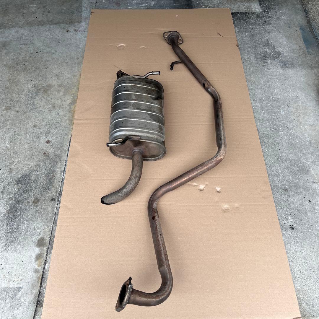 ジムニー純正中間パイプリアマフラーセットJB23.6型に付けていました。