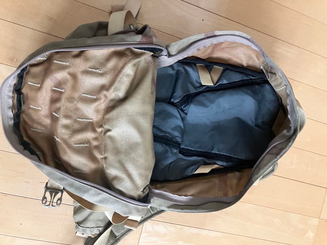 CAMELBAK製　キャメルバック