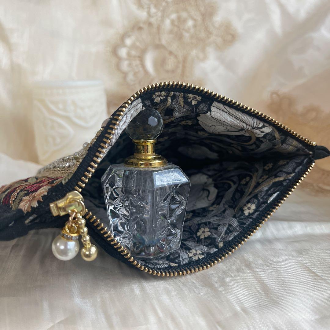 インド刺繍リボンテトラポーチ