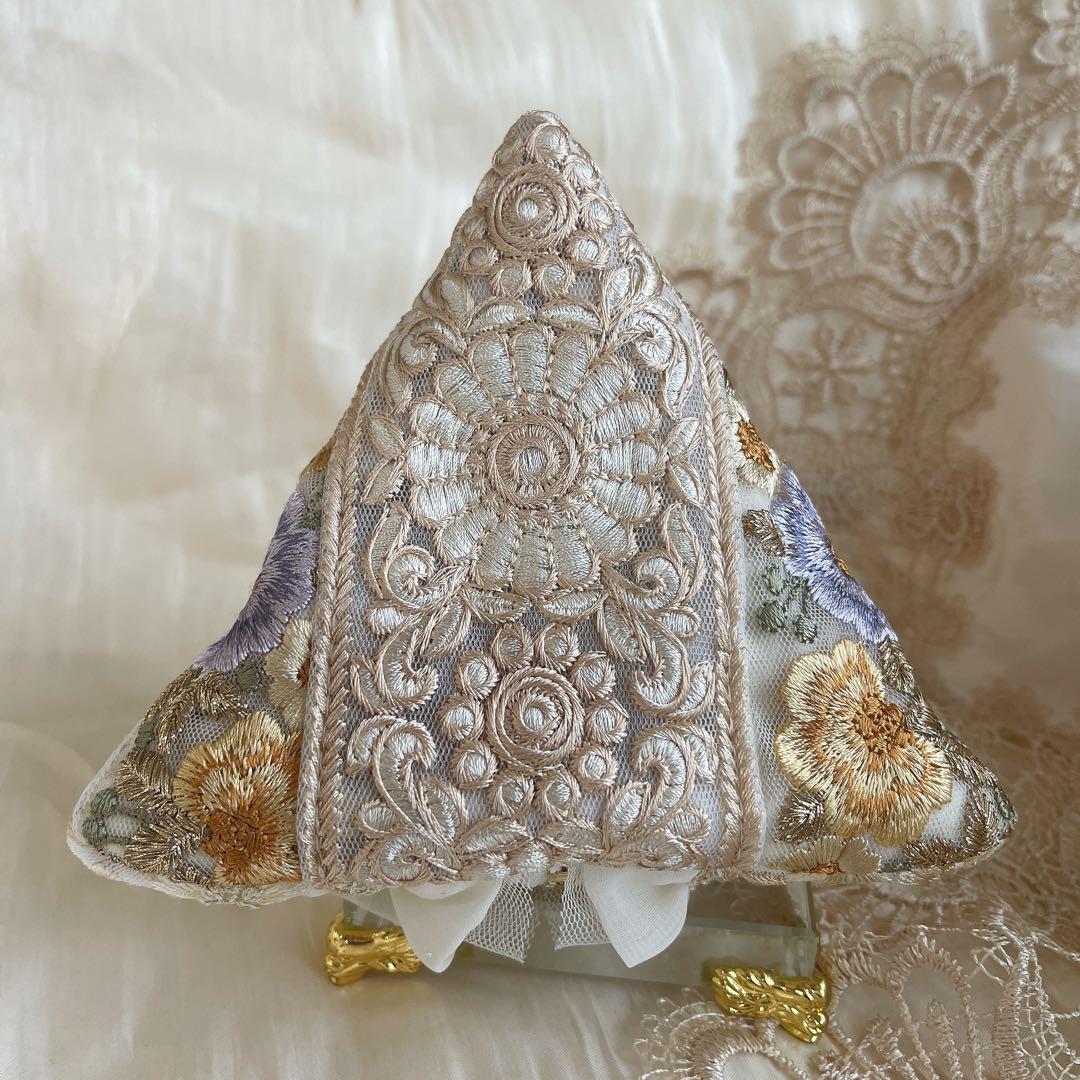 インド刺繍リボンテトラポーチ