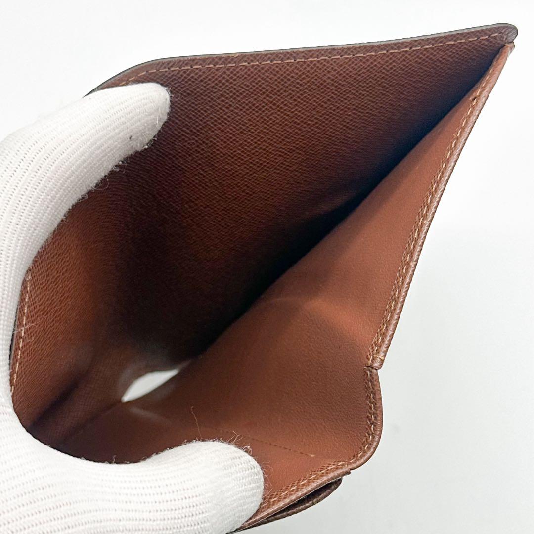 ルイヴィトン ポルトトレゾール エテュイ パピエ 三つ折り モノグラム 長財布