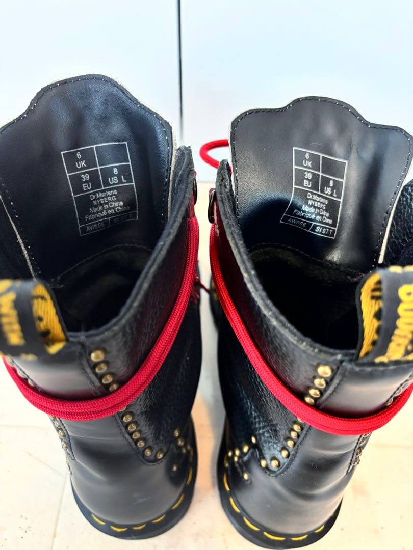 Dr.Martens★ドクターマーチン★NYBERG刺繍8ホール★25cm