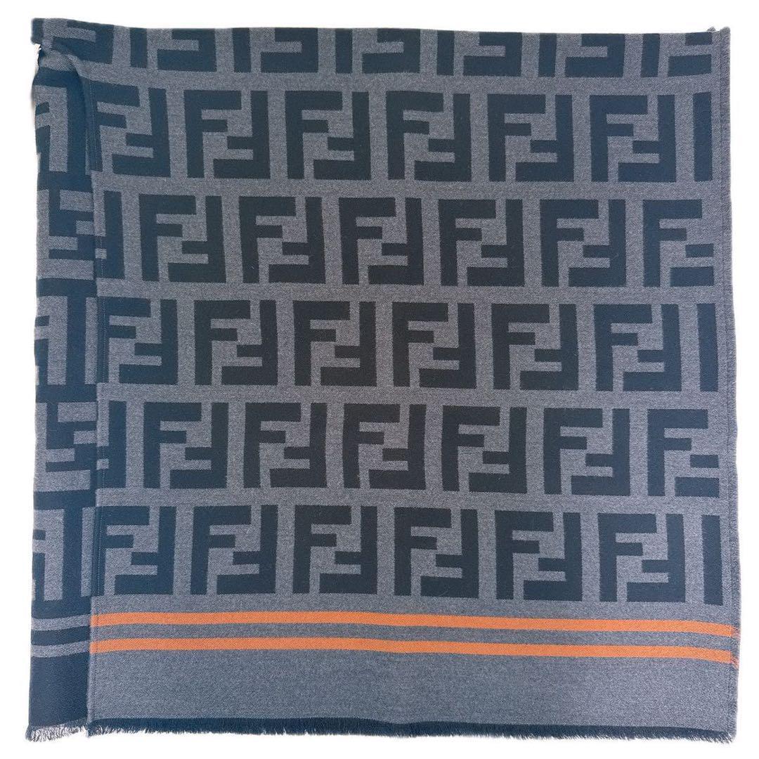 フェンディ FENDI ズッカ柄 ポンチョ ストール ケープ グレー ブラック