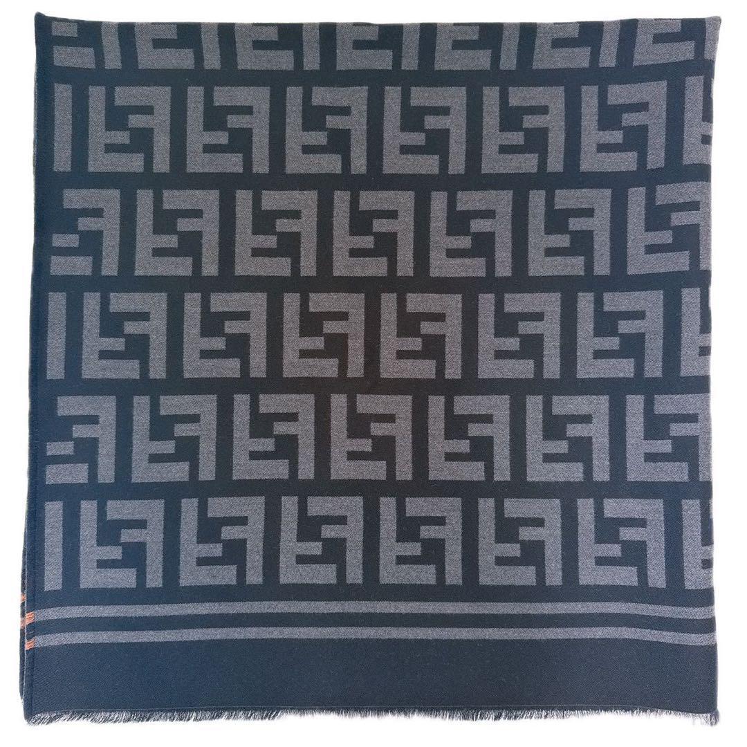 フェンディ FENDI ズッカ柄 ポンチョ ストール ケープ グレー ブラック