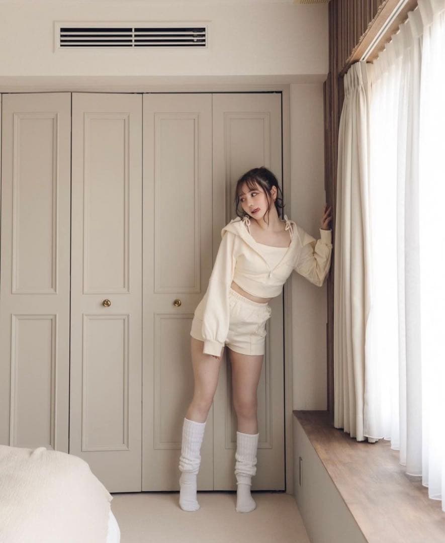 andmary ニコラフーディートップス　ニコラセットアップ　3点セット