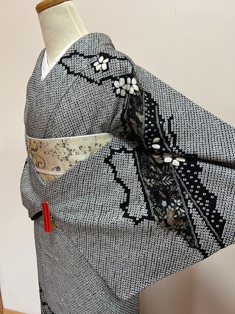 総絞り　訪問着