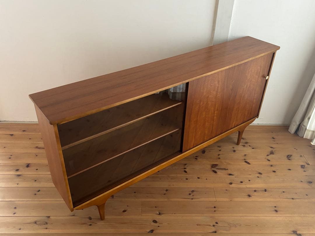 北欧ヴィンテージ　チーク　ガラスサイドボード