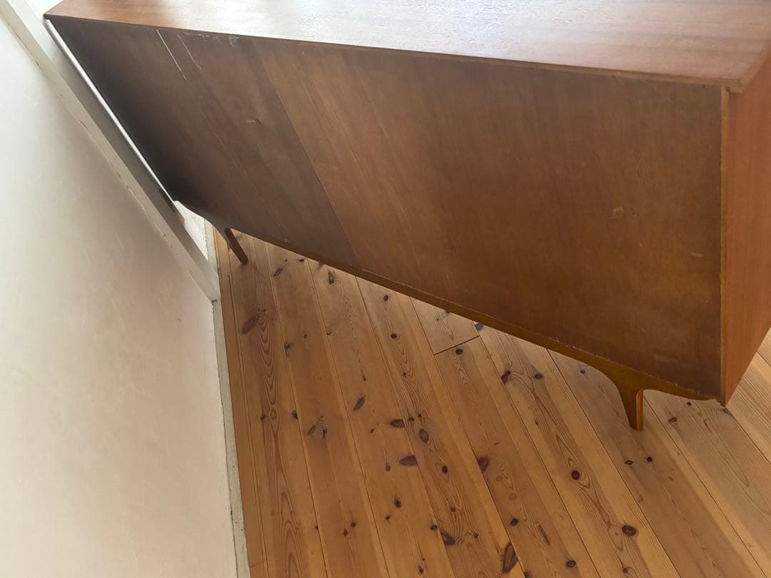 北欧ヴィンテージ　チーク　ガラスサイドボード