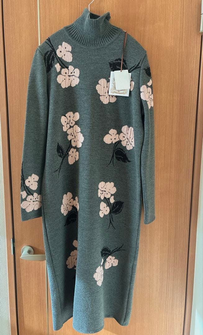 【新品未使用】SEVENTEN フクレジャガードニットワンピース