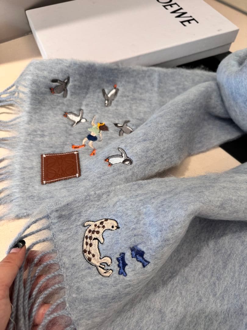 LOEWE　ロエベ　マフラー　185×23cm