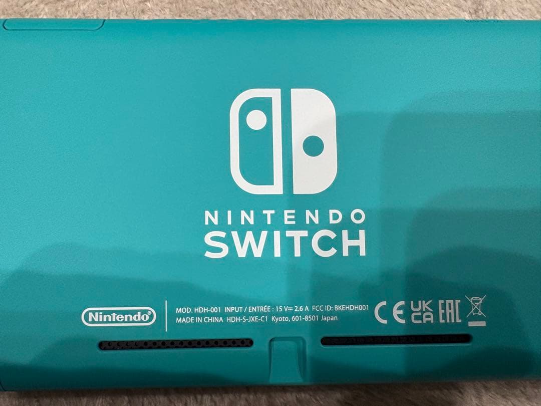 【極美品】Nintendo Switch Lite 本体とゲーム2本付き