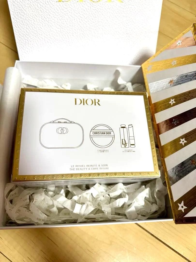 Dior 2025クリスマスコフレ