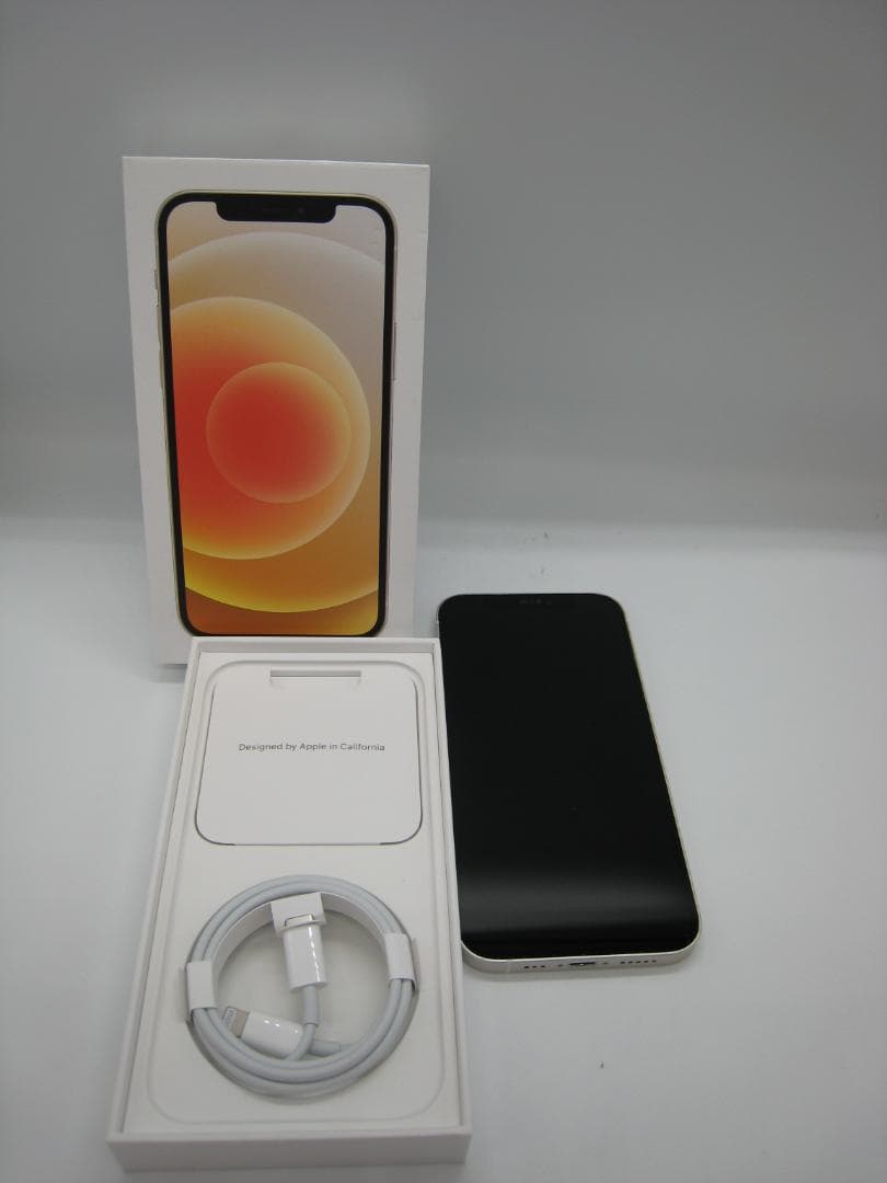 iPhone12 64G ホワイト　美品