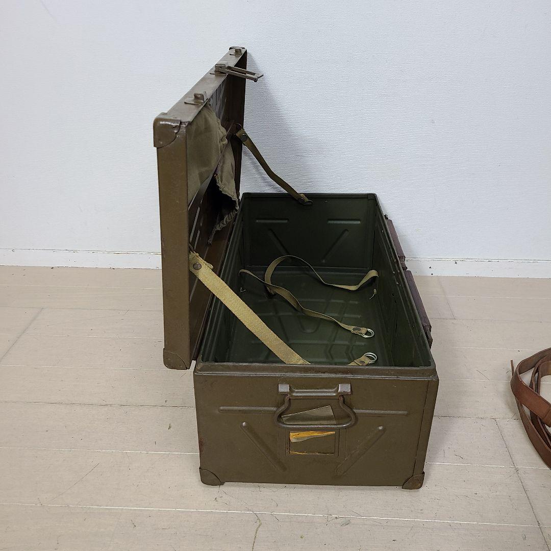 く*ま様 旧日本軍 将校用トランク 金属製 当時物