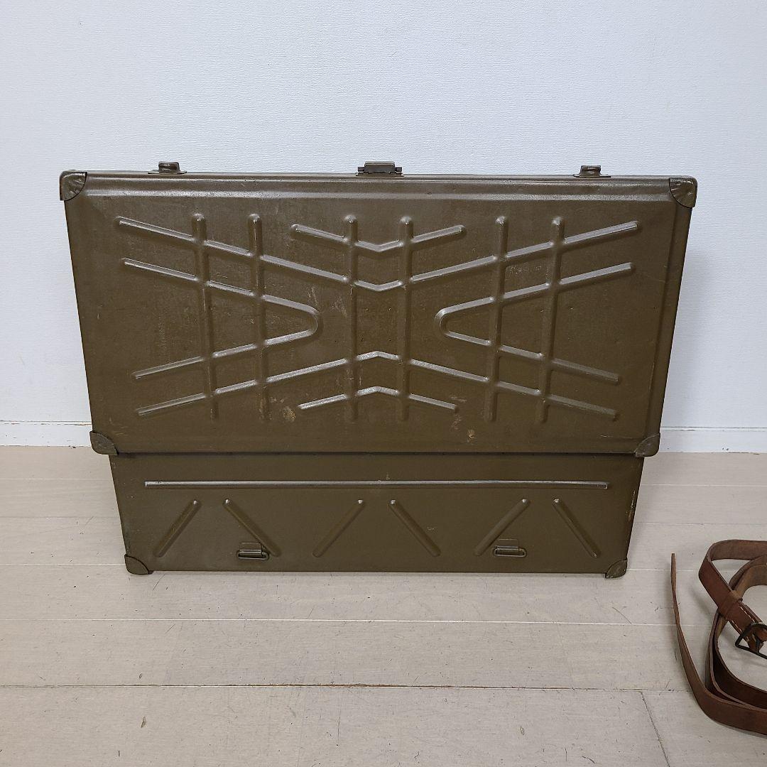 く*ま様 旧日本軍 将校用トランク 金属製 当時物