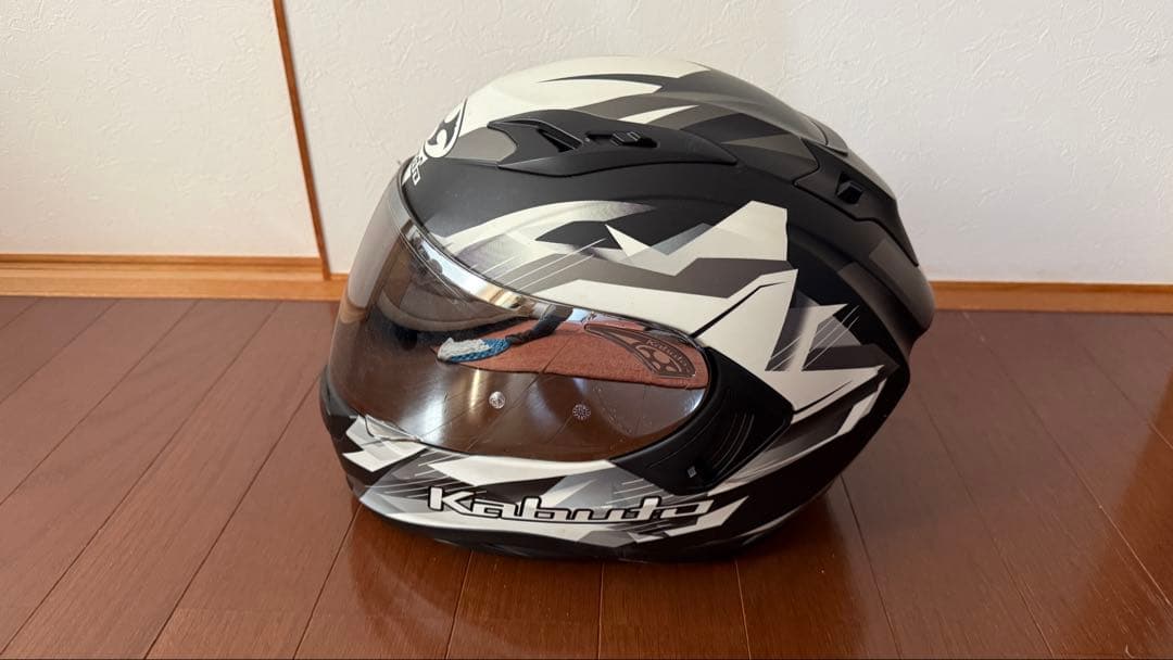 OGK KABUTO KAMUI-III (経年)