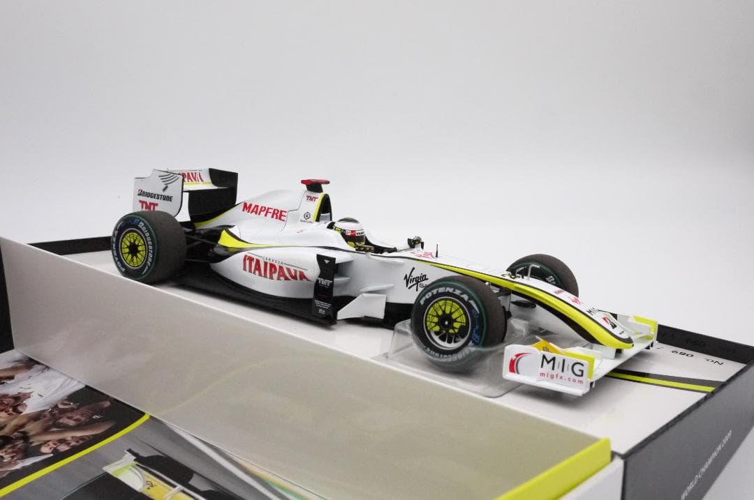 Shuar1/18 ブラウンGP BGP001 チャンピオン J.バトン