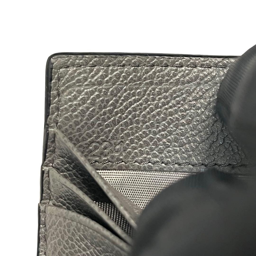 希少✨プラダ マネークリップ ヴィッテログレイン ロゴ金具 バイカラー 黒