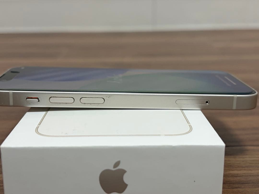 D*e様 iPhone13mini 本体