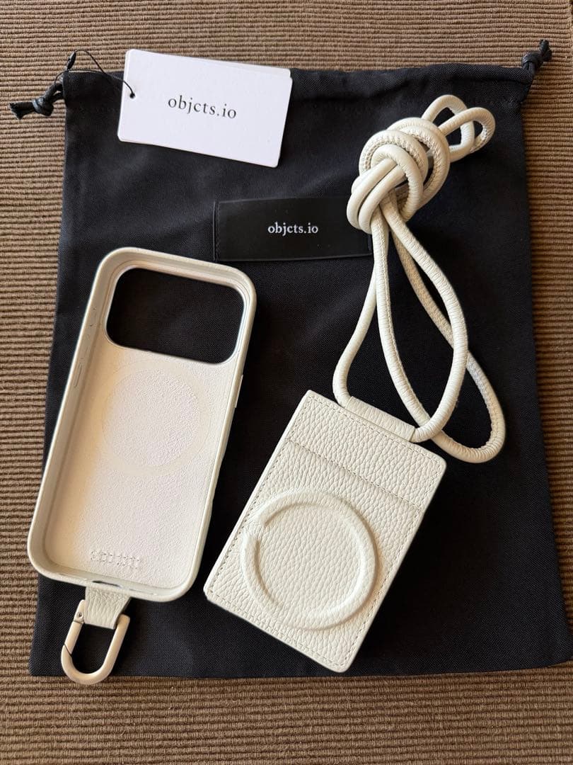 objects.io iPhone 17proケースとカードケースセット