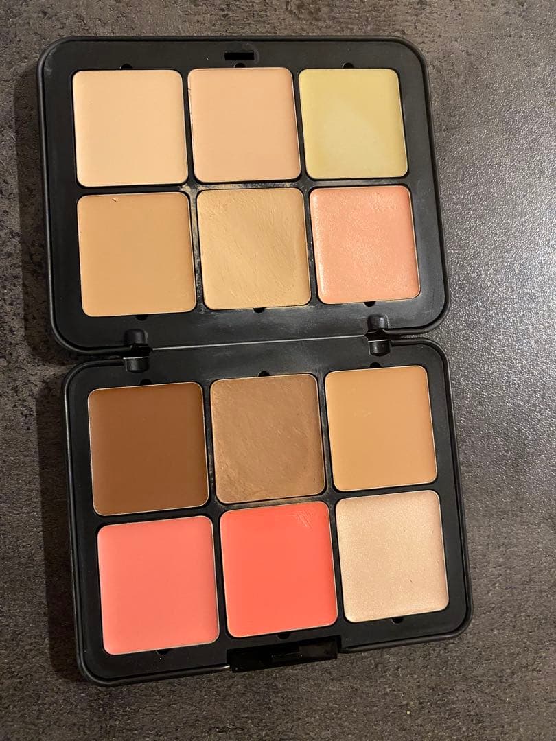 MAKE UP FOR EVER HD SKIN オールインワンパレット　H1