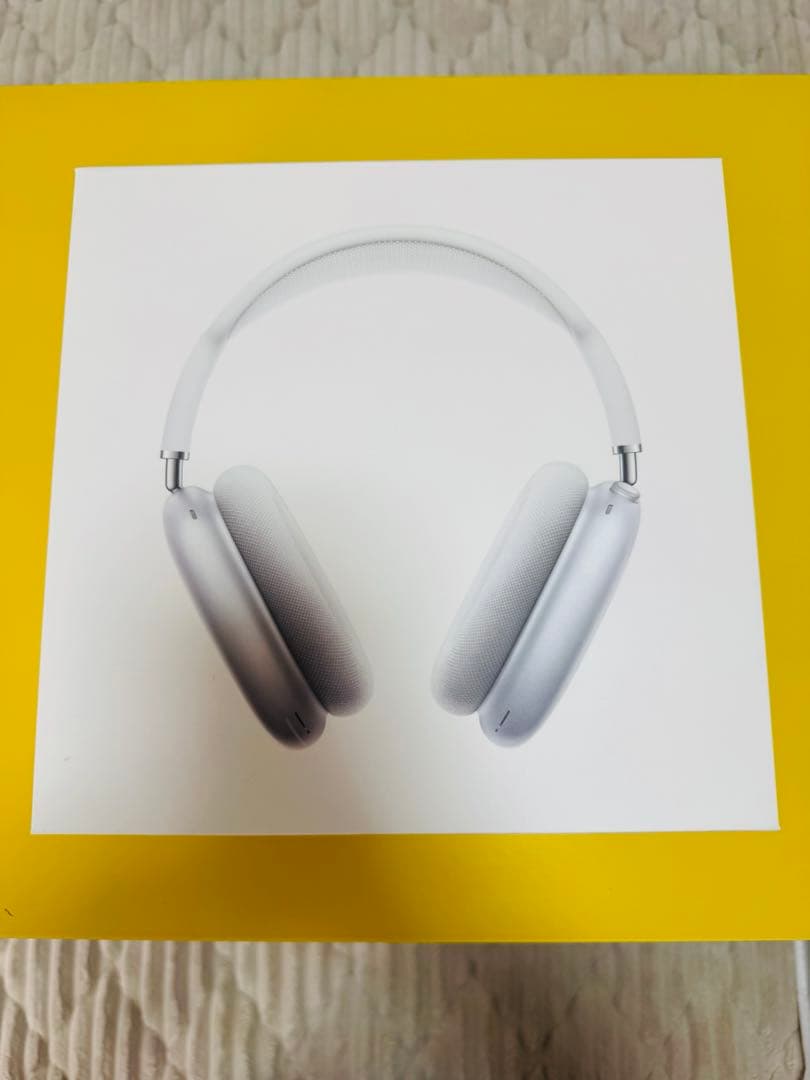 やまねこ【美品】AirPods Max シルバー 本体　スタンド付き