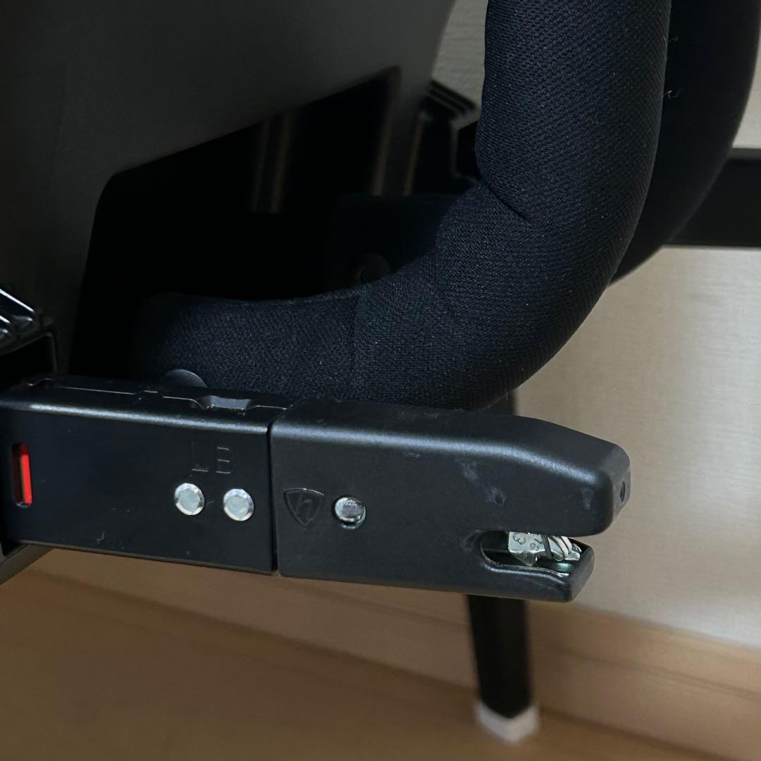 エールベベ クルット6i プレミアムエアリー デニムブルー チャイルドシート