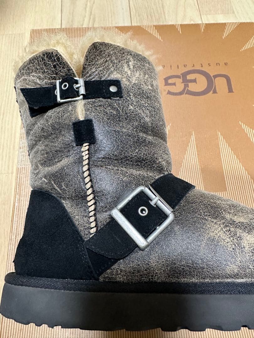 激レア　UGG ムートンブーツ　サイズ26cm