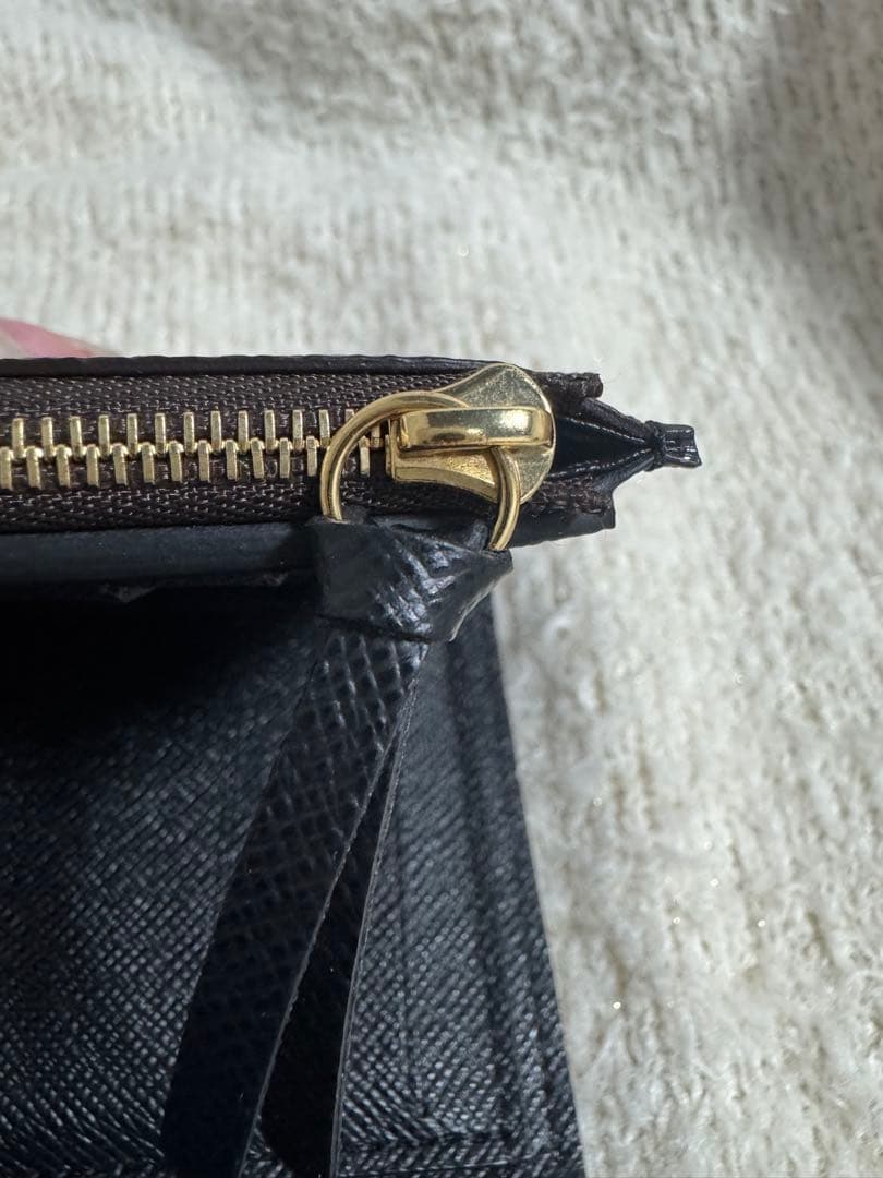 LOUIS VUITTON ポルトフォイユ・ヴィクトリーヌレディース三つ折り財布